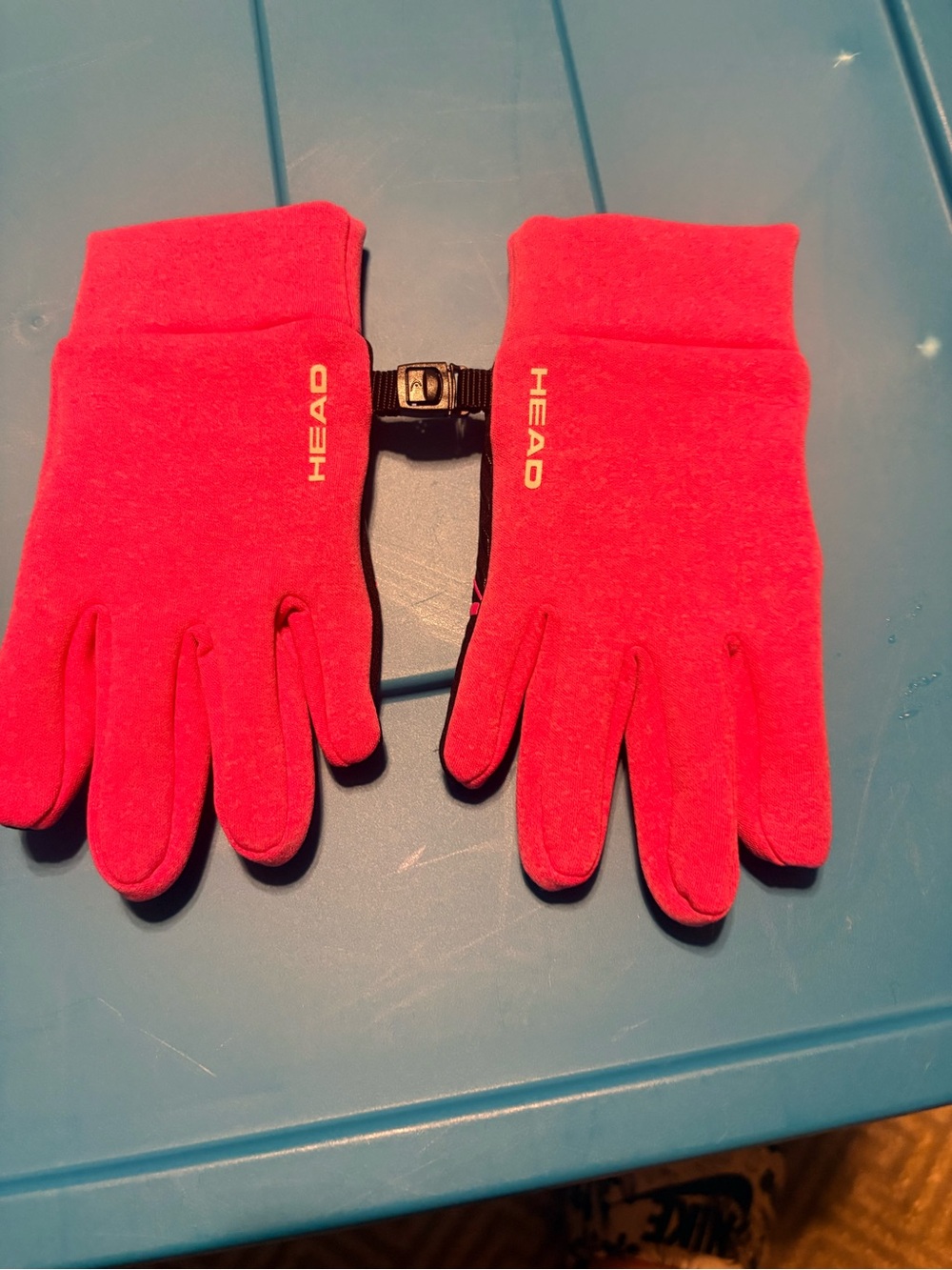 HEAD Bright Pink Fleece Gloves with Clip